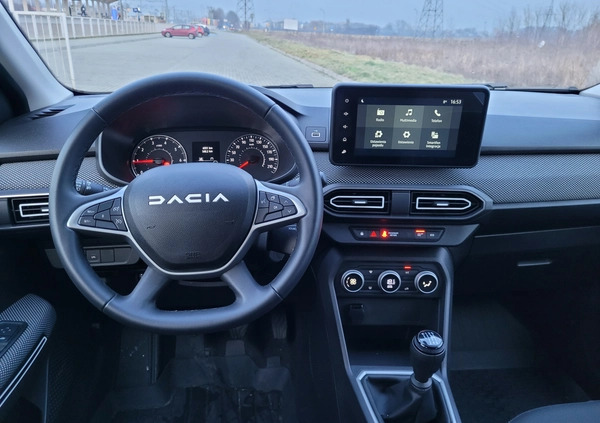Dacia Jogger cena 87900 przebieg: 6700, rok produkcji 2022 z Pruszków małe 106